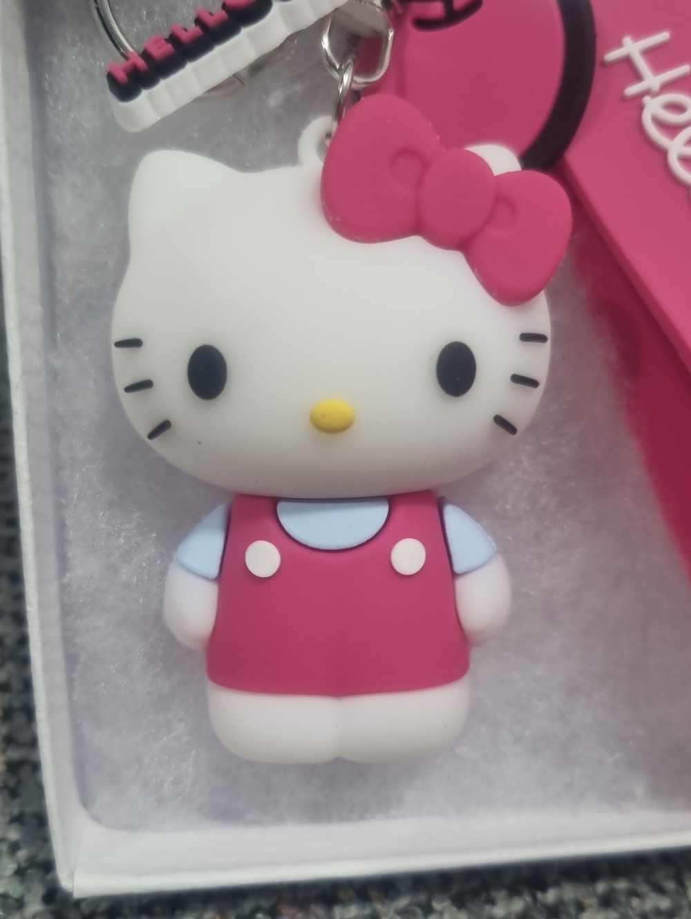 SANRIO Hello Kitty or Kuromi Keychain Pick One - Picture 6 of 11